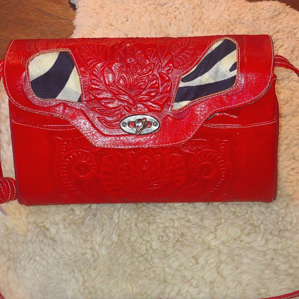 Western leather rose and horse purse! Made in Mexico. HAND TOOLED